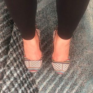 Contemporary print ladies platform heel.